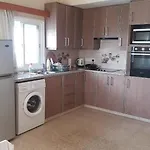 Panorama House, 5 Meters To The Sea Ferienhaus *