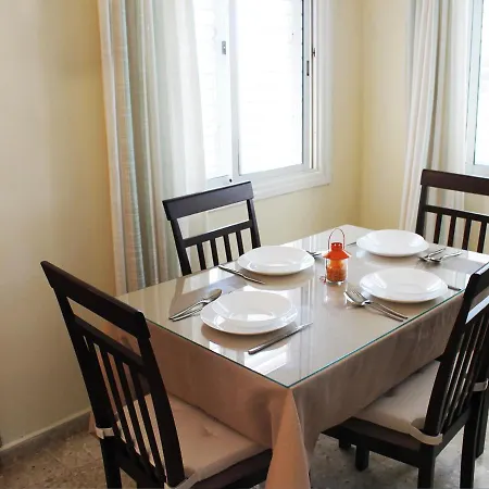 Vakantiehuis Panorama House, 5 Meters To The Sea Perivolia