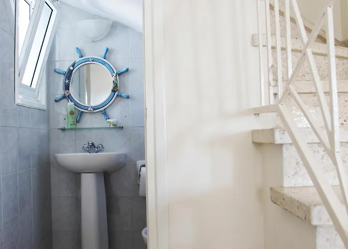 Panorama House, 5 Meters To The Sea Case de vacanță Perivolia