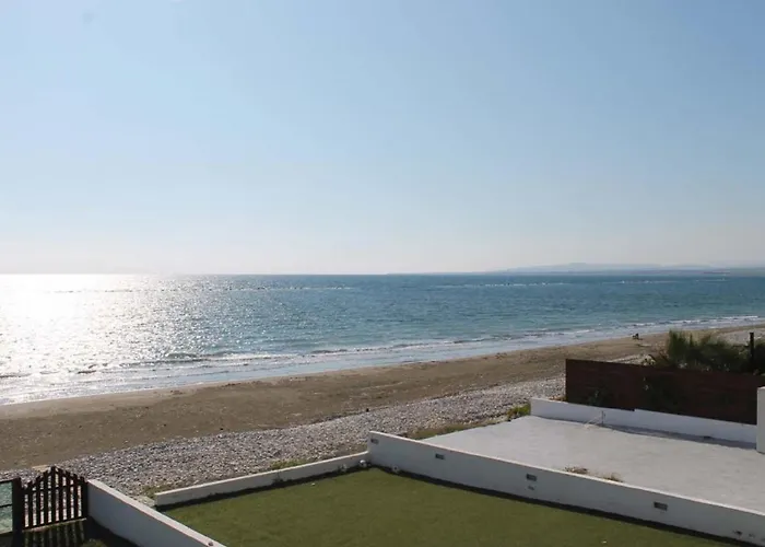 Panorama House, 5 Meters To The Sea Perivolia